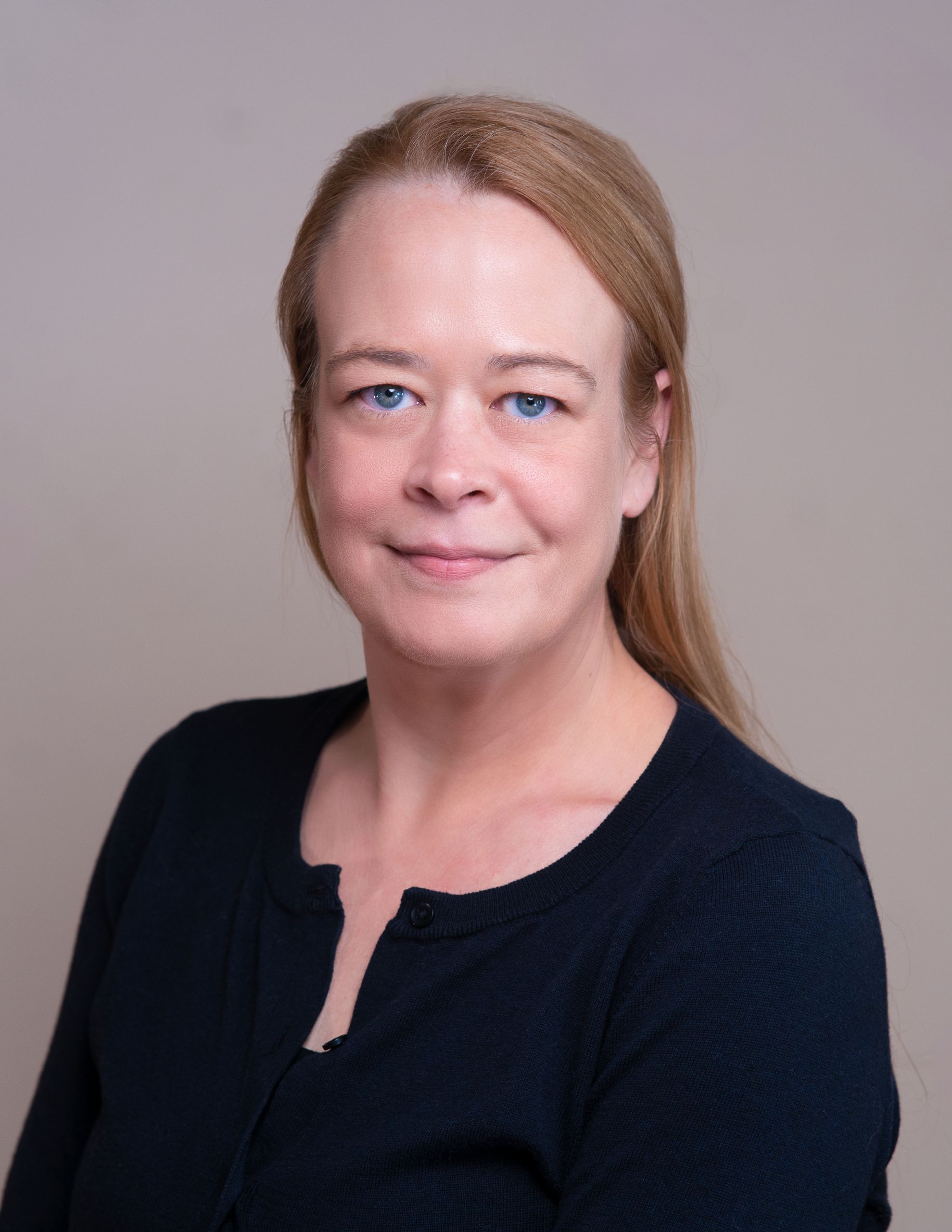 Sarah-Nettleton Headshot